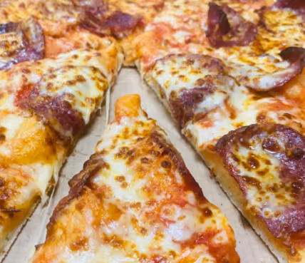 Salami Pizza