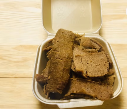 Small portion of kebab meat