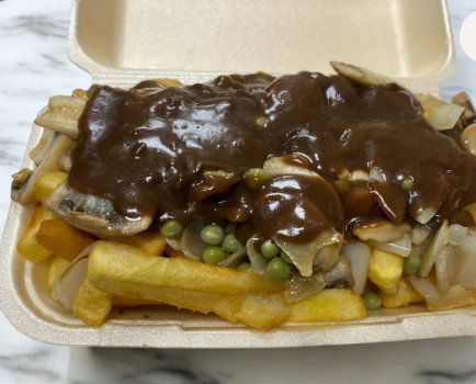 Gravy, Chips, Peas, Onion & Mushroom