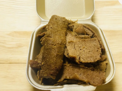 Small portion of kebab meat